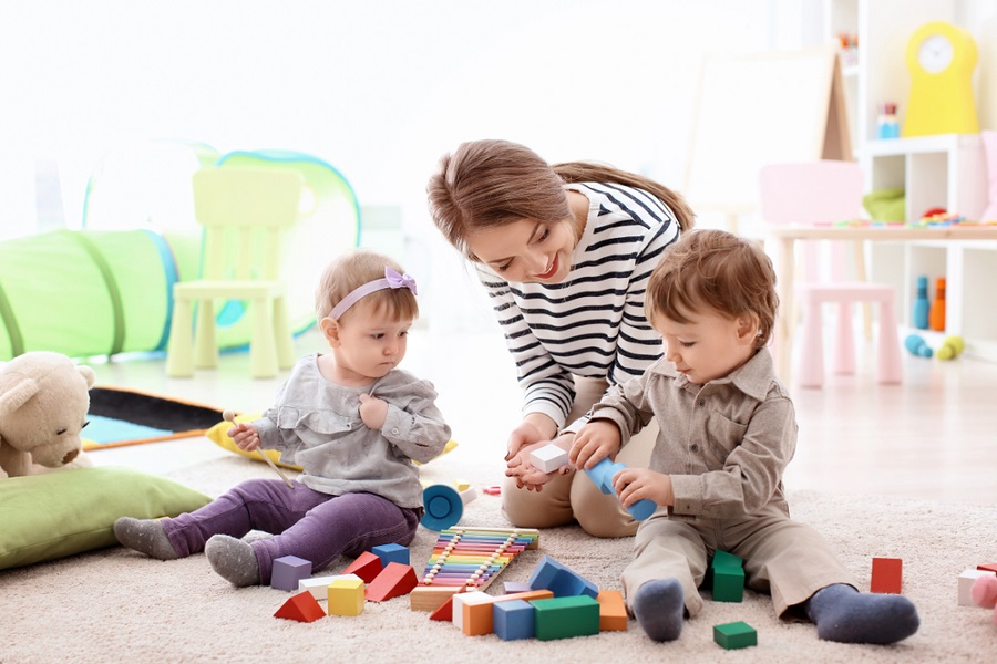 Top 7 Benefits of Babysitter App Like Uber for Parents & Babysitting Business